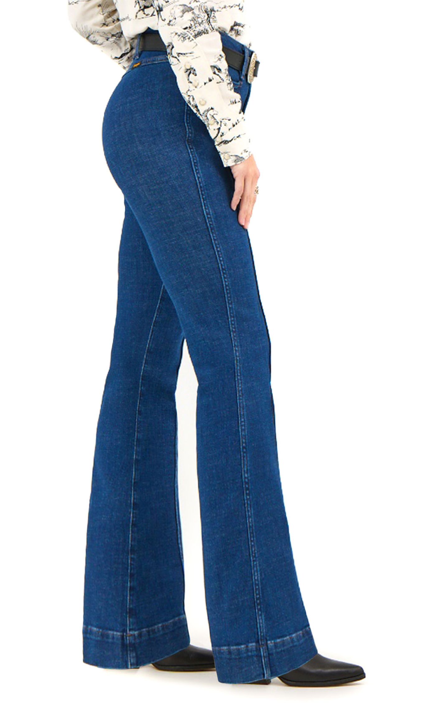 Wrangler X Lainey Wilson Women's Dark Wash Pintuck Jeans - Image 1