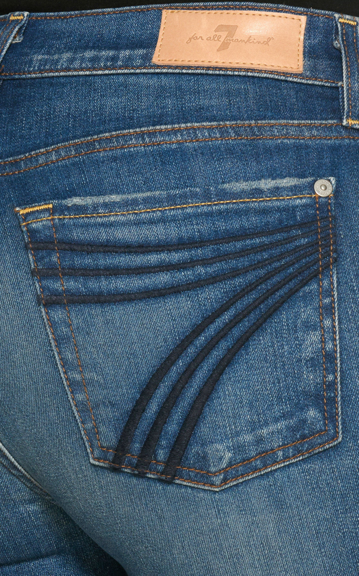 7 for All Mankind Women's Medium Wash 36\