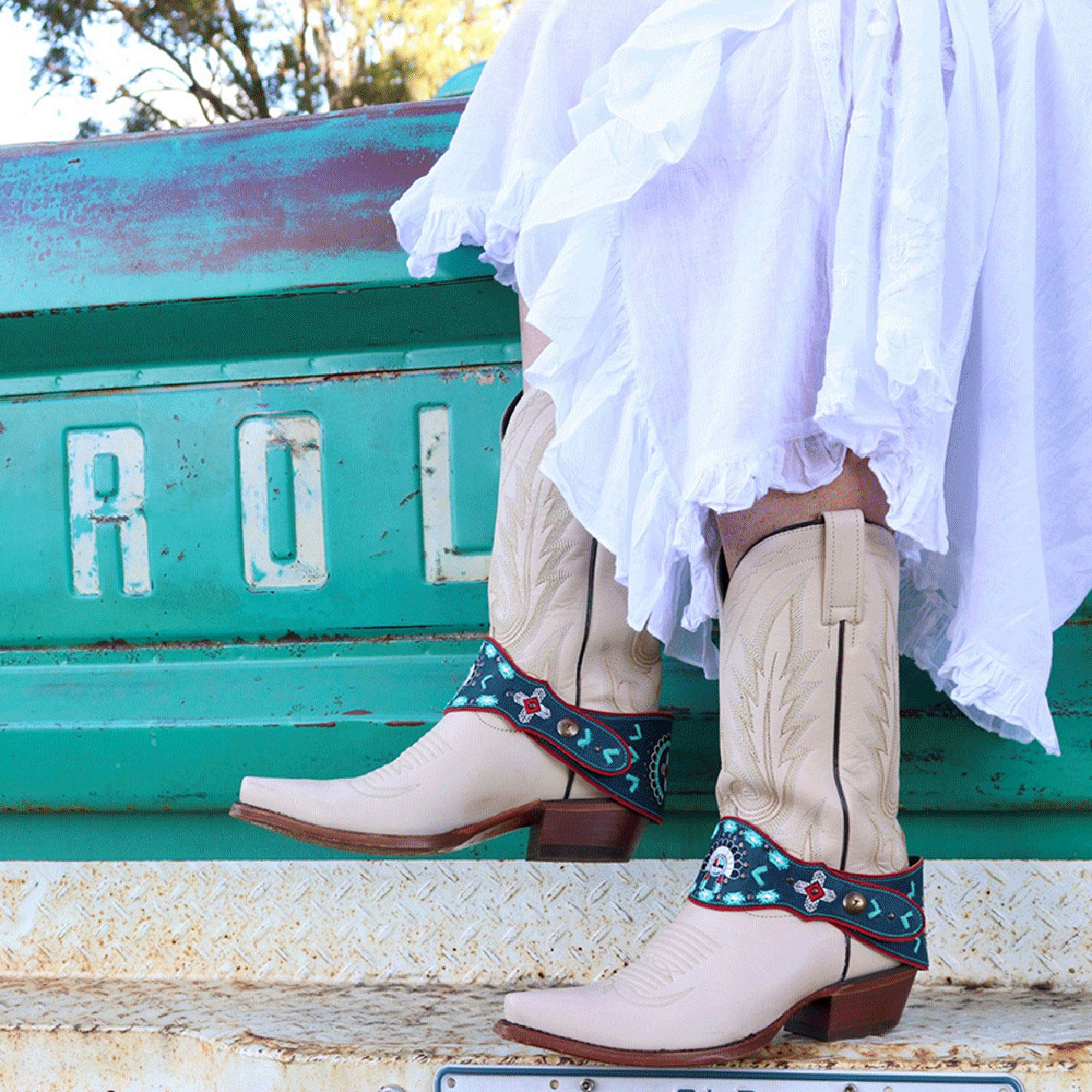 Agave Blue Navy Zuni Embroidered Boot Lassos - Image 1