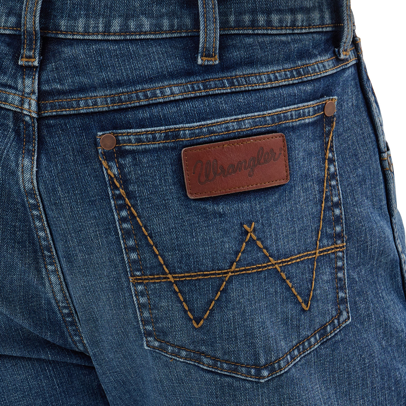 Wrangler Retro Men's 88 Dark Blue Slim Straight Leg Jeans - Image 1