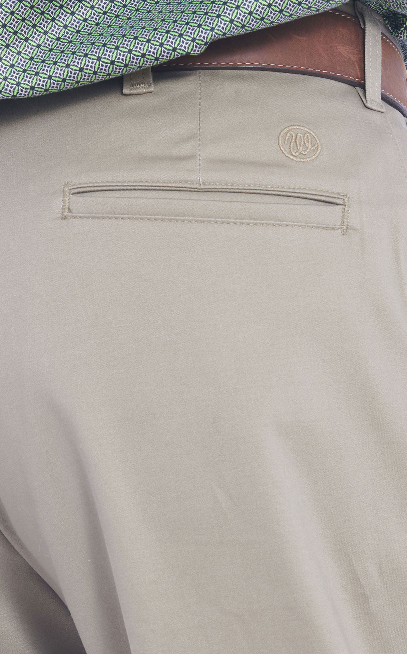 Wrangler Men's Khaki Pleated Front Relaxed Fit Wrinkle Resistant Casual Pants - Tall - Image 1