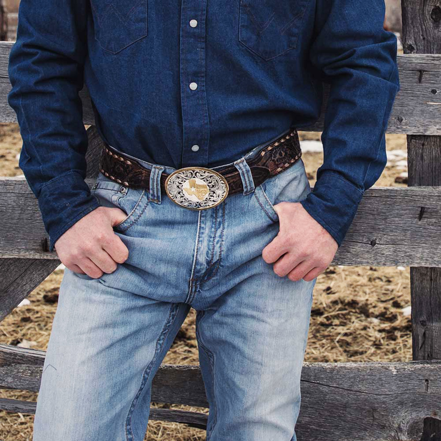 Montana Silversmiths Gold and Silver with Black Underlay Tooled Texas State Belt Buckle - Image 1
