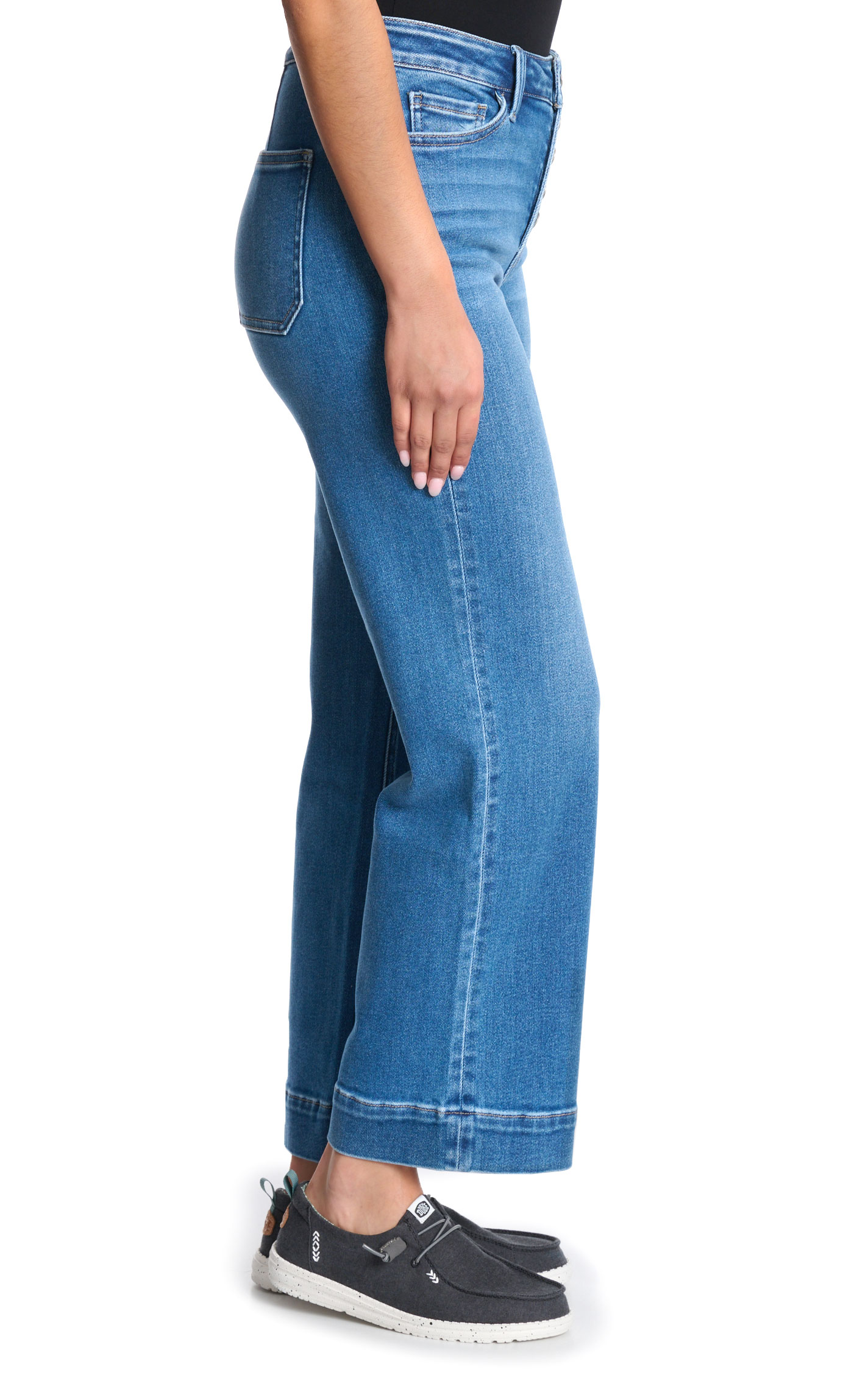 Vervet Women's Medium Wash Button Fly Wide Leg Jeans - Image 1