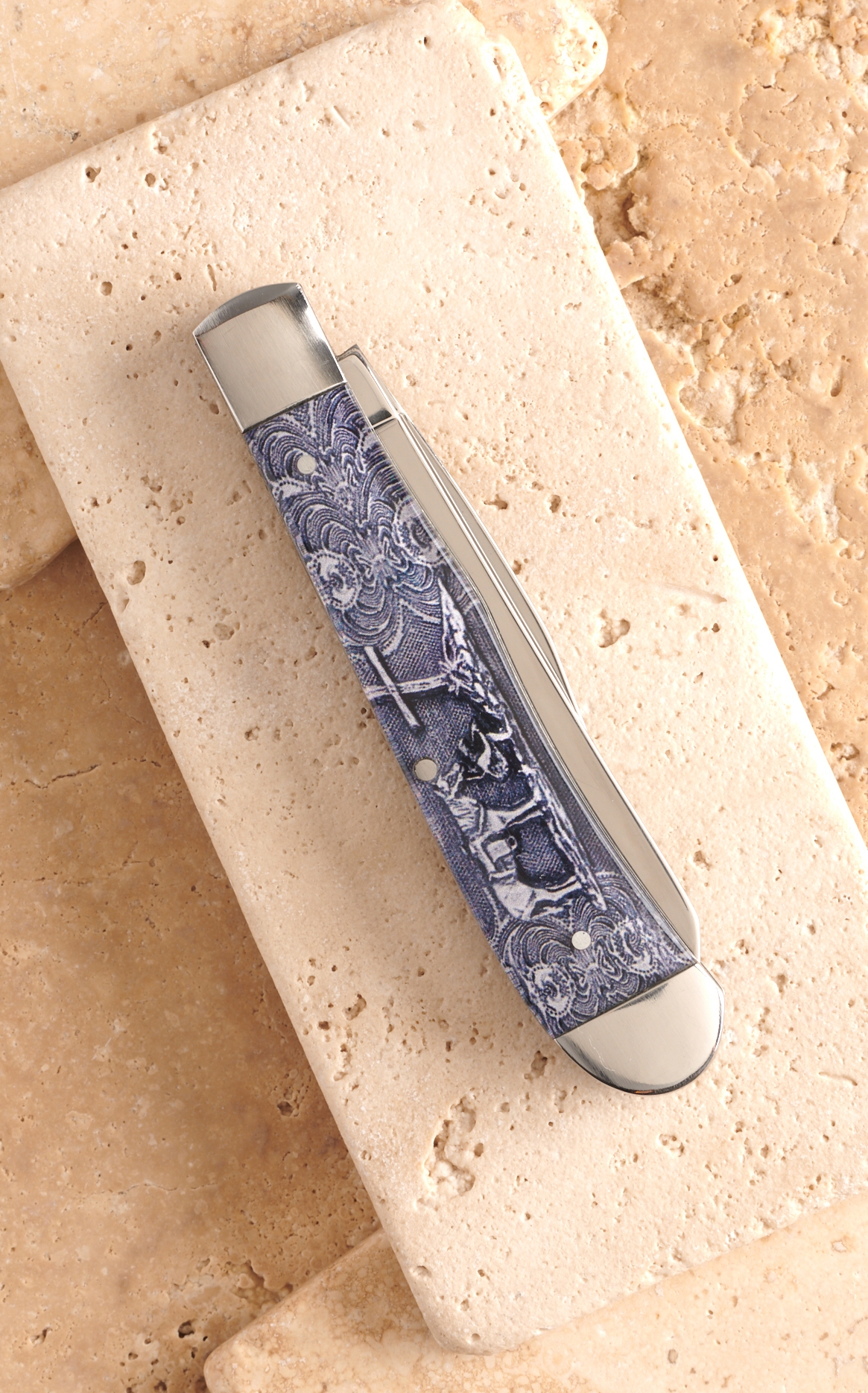 Circle SH Cutlery Acrylic Praying Cowboy Print Trapper Knife - Image 1