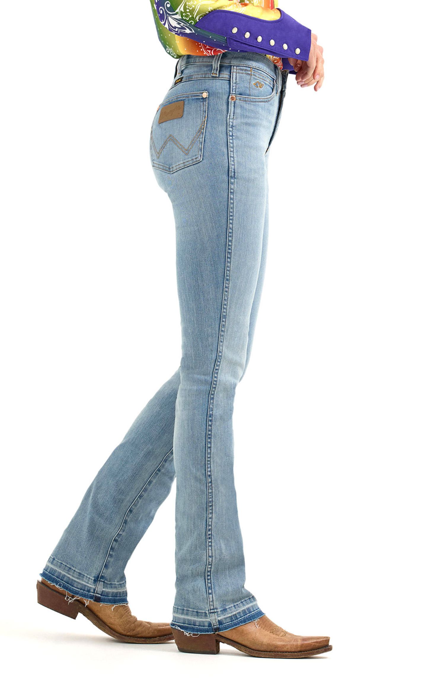 Wrangler X Lainey Wilson Women's Light Wash Boot Hugger Jeans - Image 1