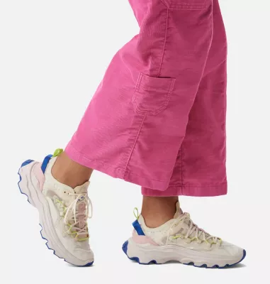 Women's Kinetic™ Breakthru Tech Lace Sneaker