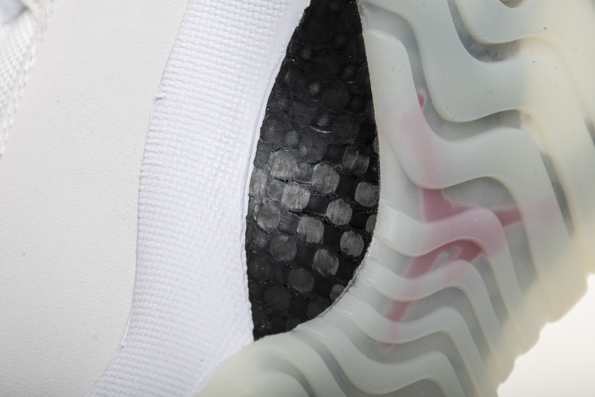 Air Jordan 11 “Platinum Tint” 378037-016