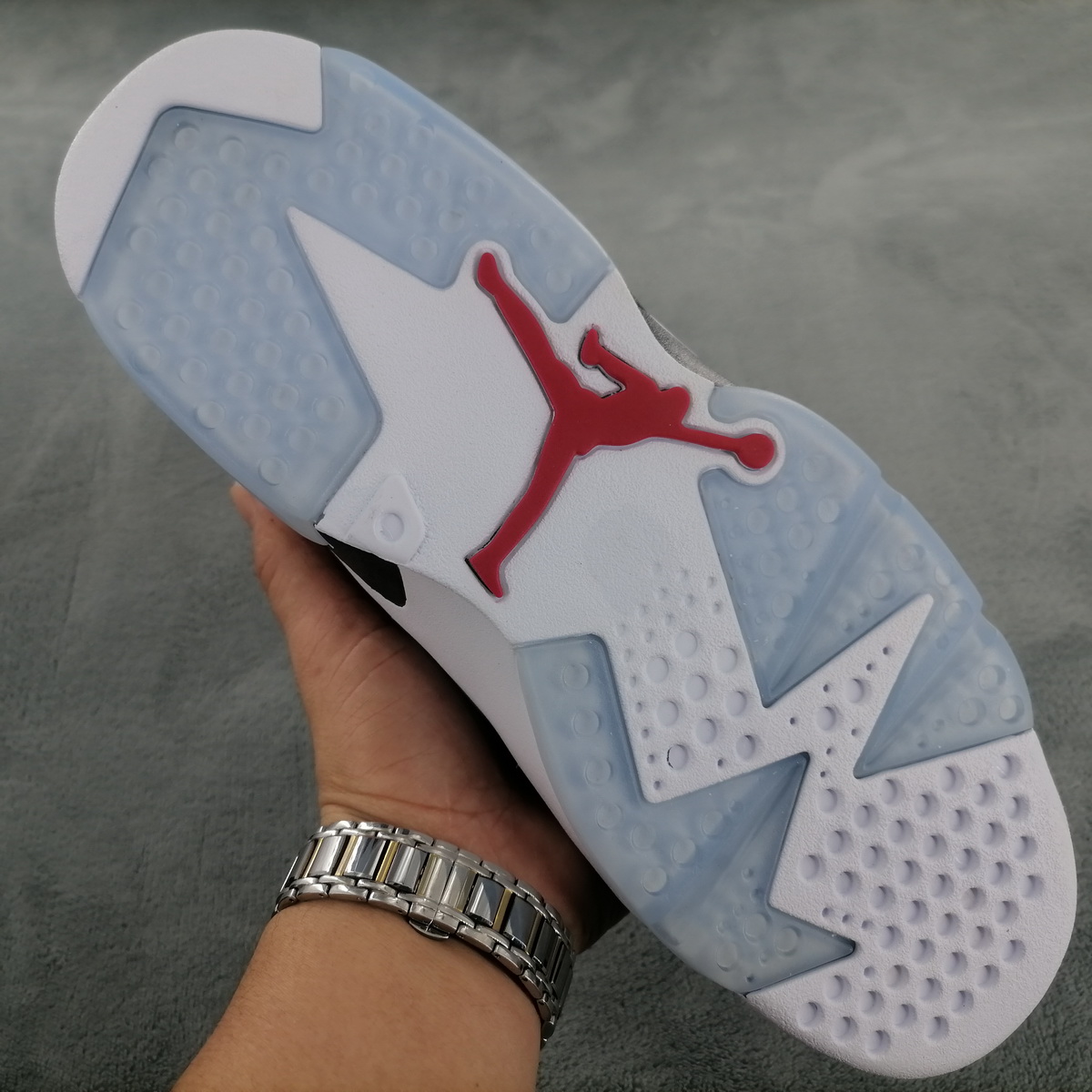 Air Jordan 6 CarMine CT8529-106