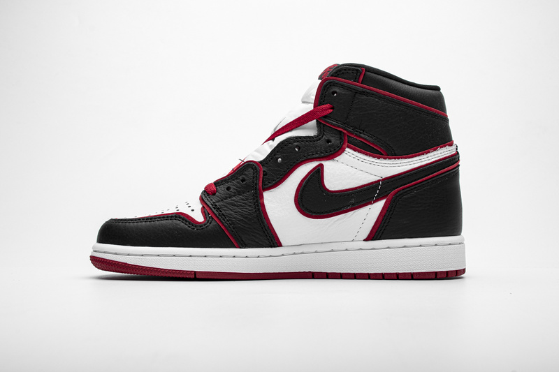Air Jordan 1 Retro High OG “Meant To Fly”  555088-062