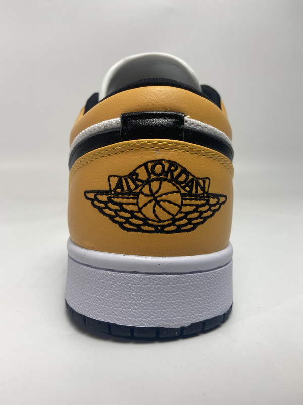 Air Jordan 1 Low Laser Orange   CZ4776-107