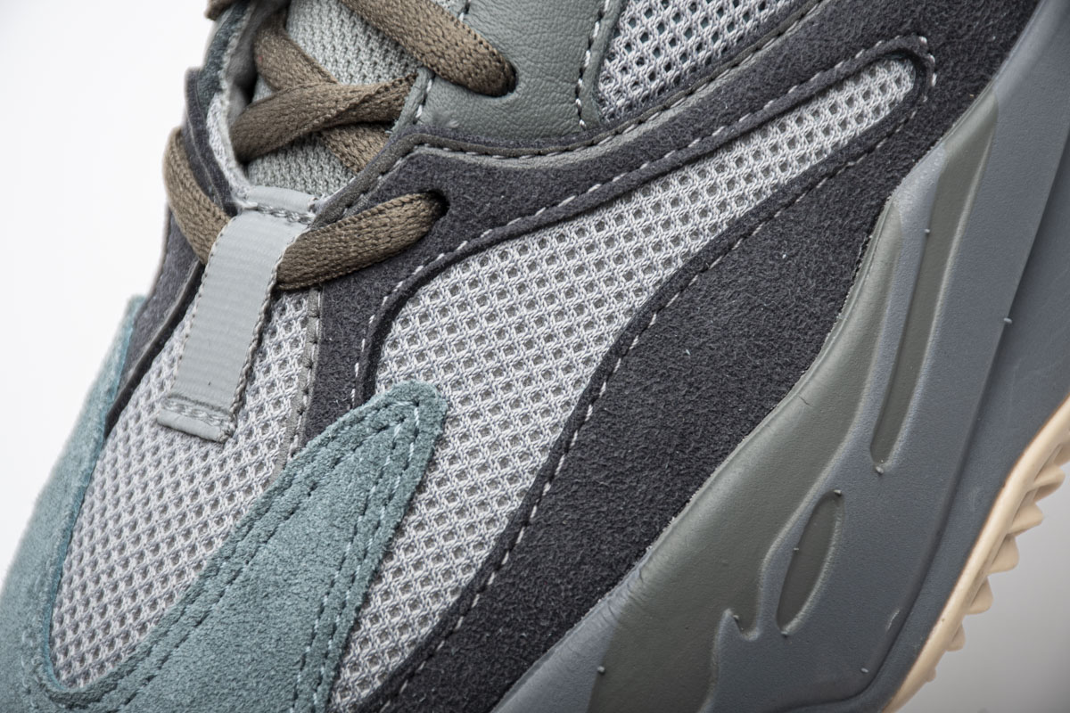 DG   adidas Yeezy Boost 700 Carbon Blue Real Boost  FW2498