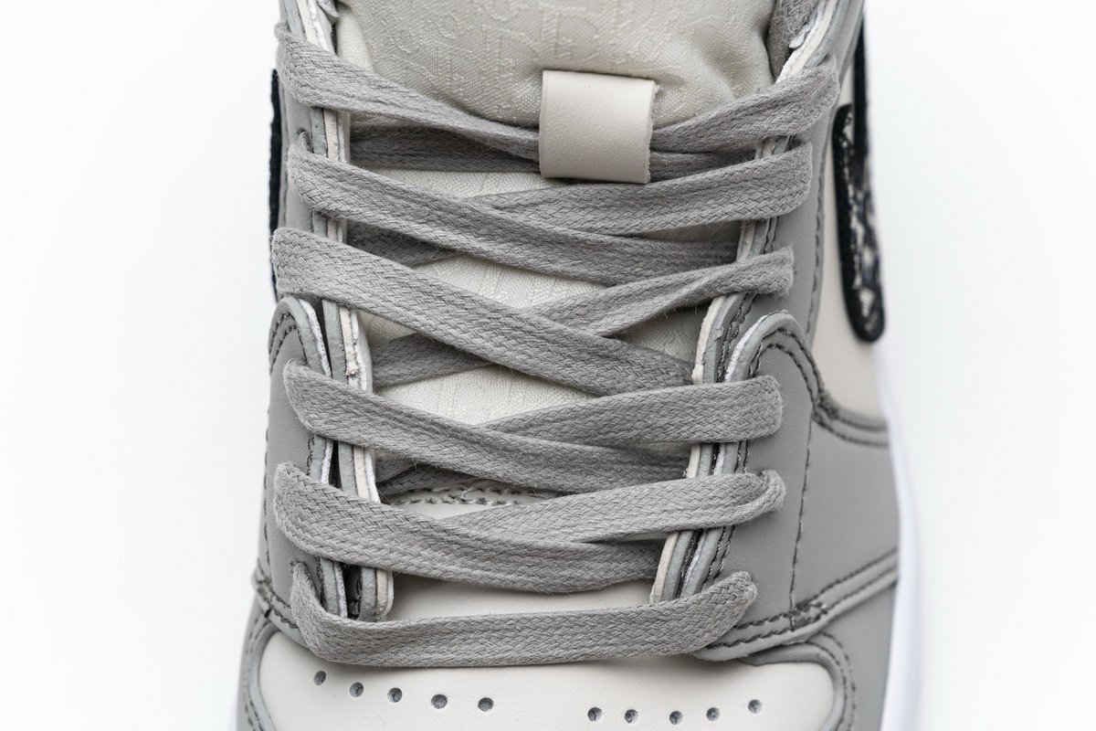 Dior x Air Jordan 1 High   CN8607-002