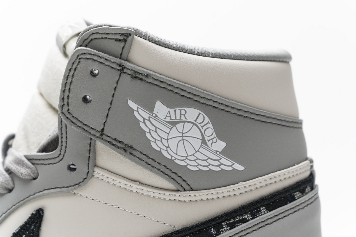 Dior x Air Jordan 1 High   CN8607-002