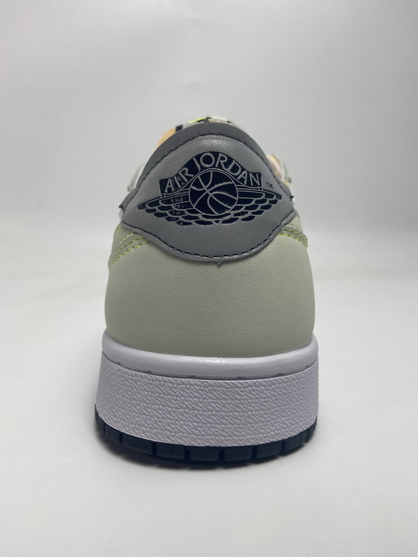 Air Jordan 1 Low OG Ghost Green  DM7837-103