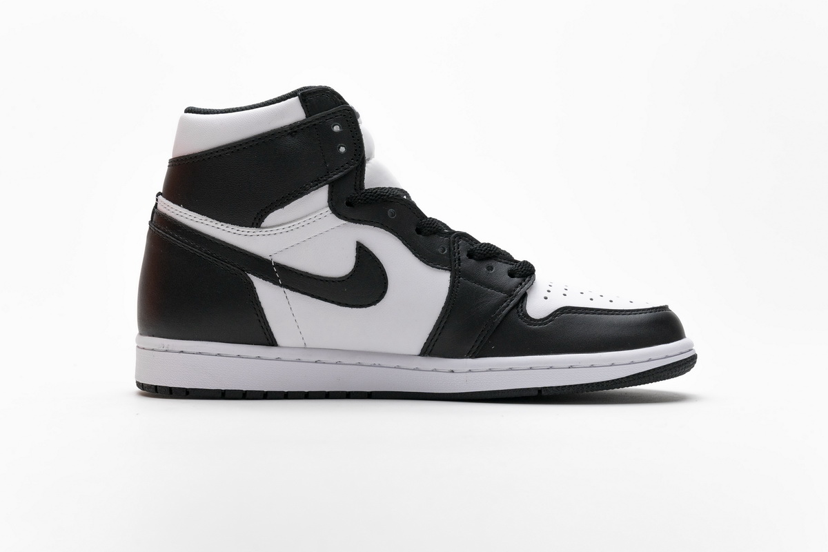 Air Jordan 1 Retro High OG Black White  555088-010