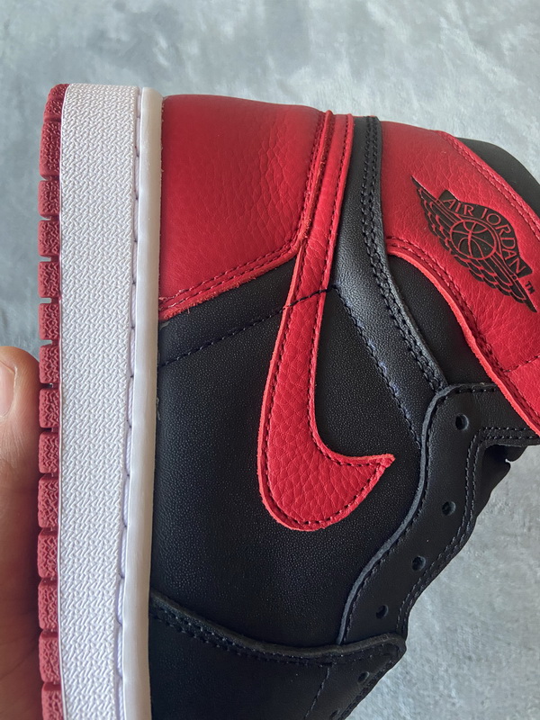 Air Jordan 1 High Banned  555088-001