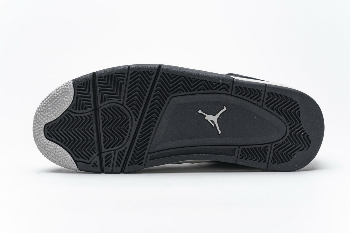 Air Jordan 4 Retro “Metallic Orange” CT8527-118