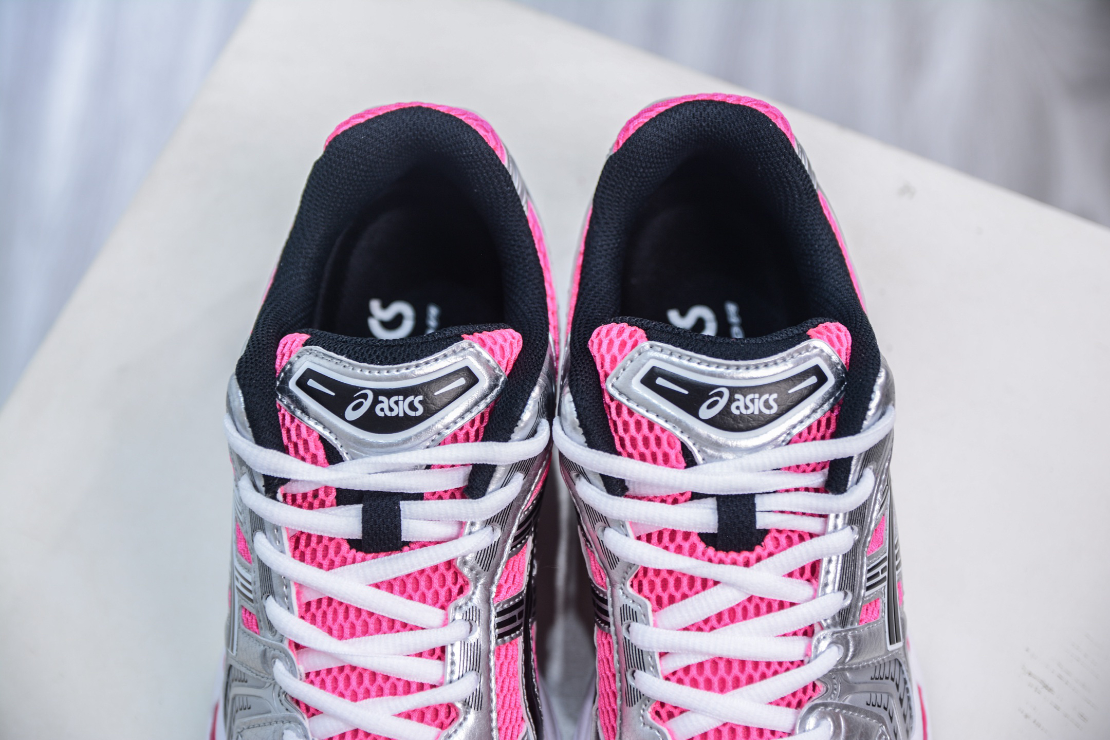 Asics Gel Kayano 14 'Pink Glow' 1201A019 700