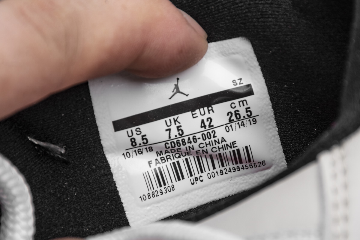 Air Jordan 11 Low “Light Bone” CD6846-002