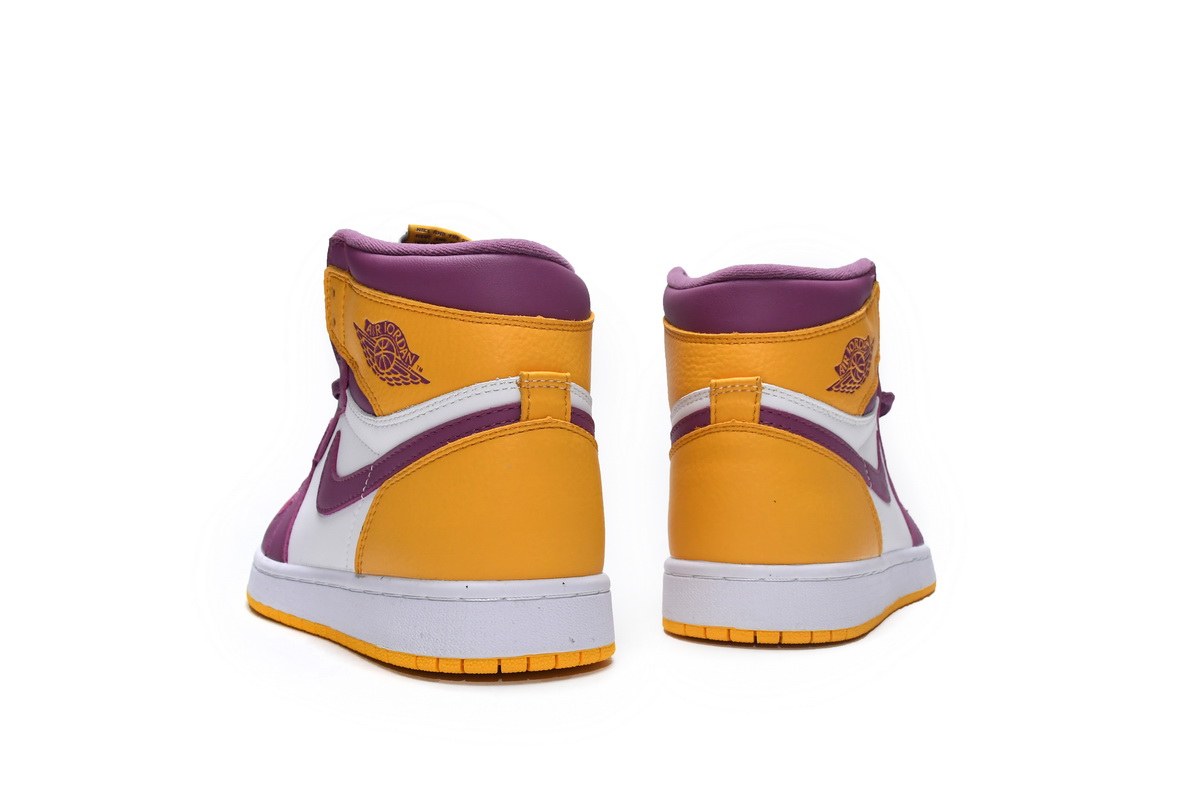 Air Jordan 1 High OG “Brotherhood”  555088-706