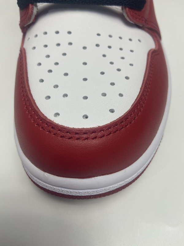 Air Jordan 1 High OG Chicago   555088-101