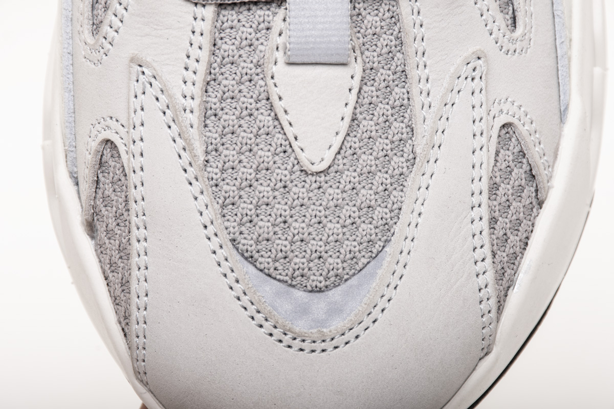 Yeezy Boost 700 V2 “Static”EF2829