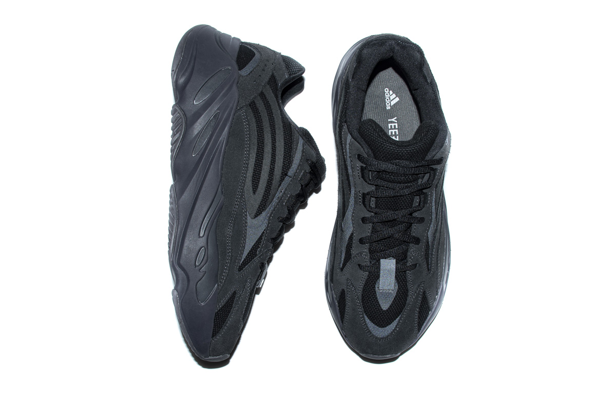 PK GOD  Adidas Yeezy 700 “Vanta” FU6684