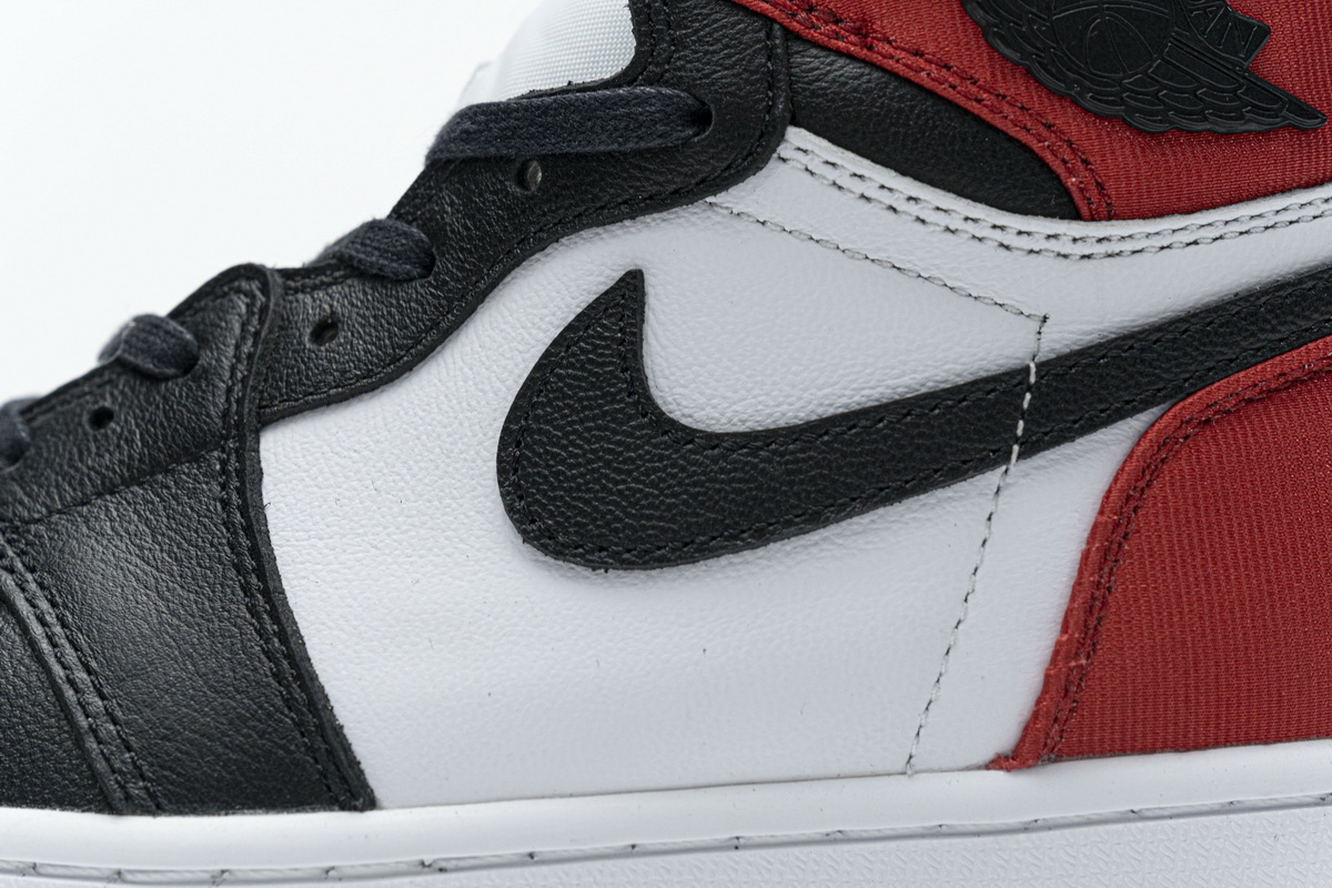 PK GOD  Air Jordan 1 Retro High Satin 'Black Toe'   CD0461-016