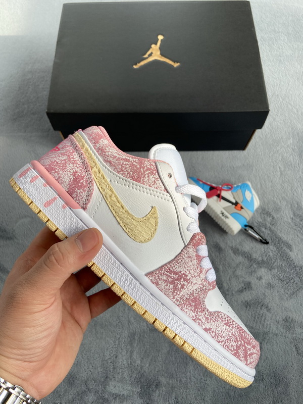 Air Jordan 1 Low SE GS Paint Drip  CW7104-601
