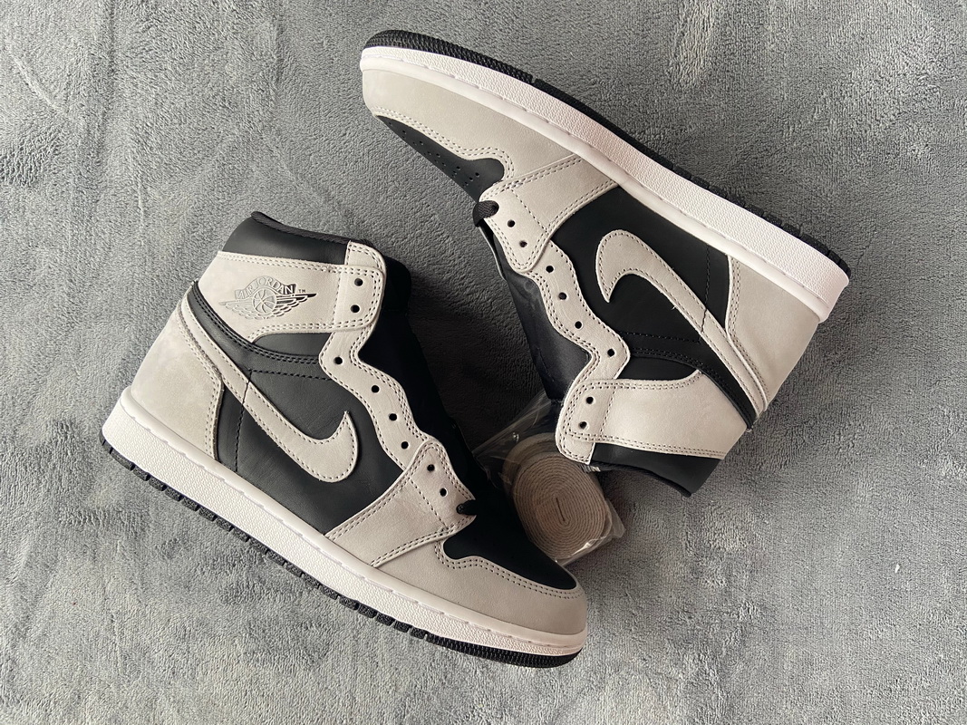 Air Jordan 1 Shadow 2.0 Black Light Smoke Grey 555088-035