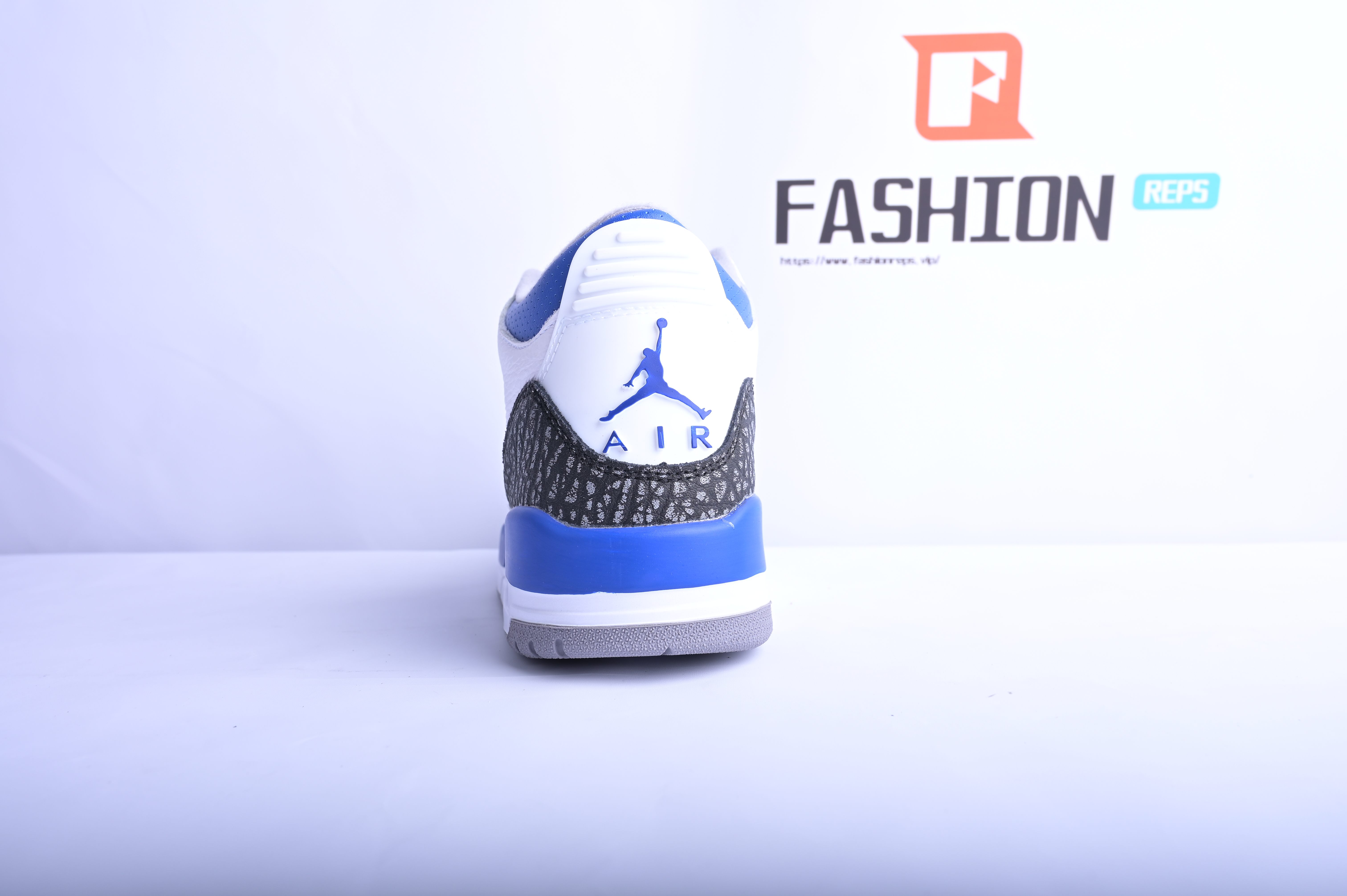 GS  Air Jordan 3 Retro Racer Blue   CT8532-145