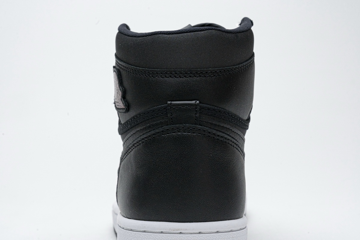 Air Jordan 1 Retro High OG “Black Satin Gym Red”   555088-060