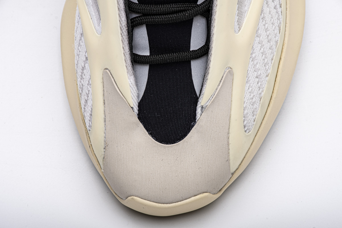 adidas Yeezy 700 V3 “Azael”Basf Boost FW4980