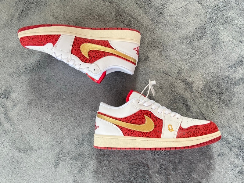 Air Jordan 1 Low SE“Spades”   DJ5185-100