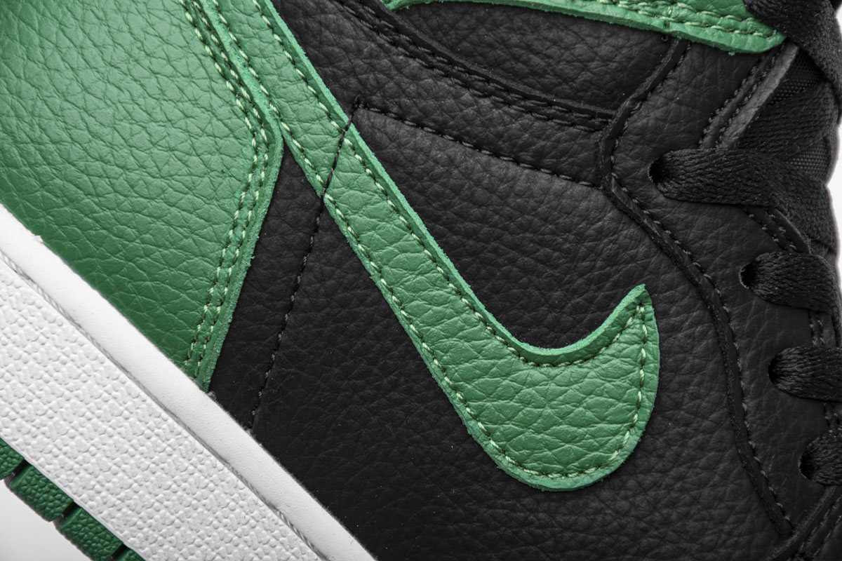 DG  Air Jordan 1 Retro High OG “Pine Green”   555088-030