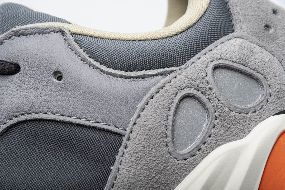 DG  Yeezy Boost 700“Magnet”FV9922