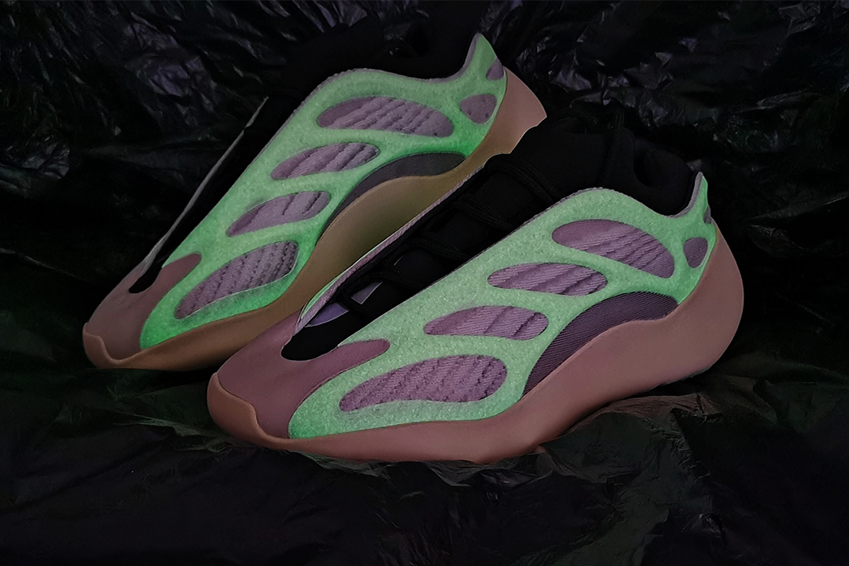 adidas Yeezy 700 V3 “Azael”Basf Boost FW4980