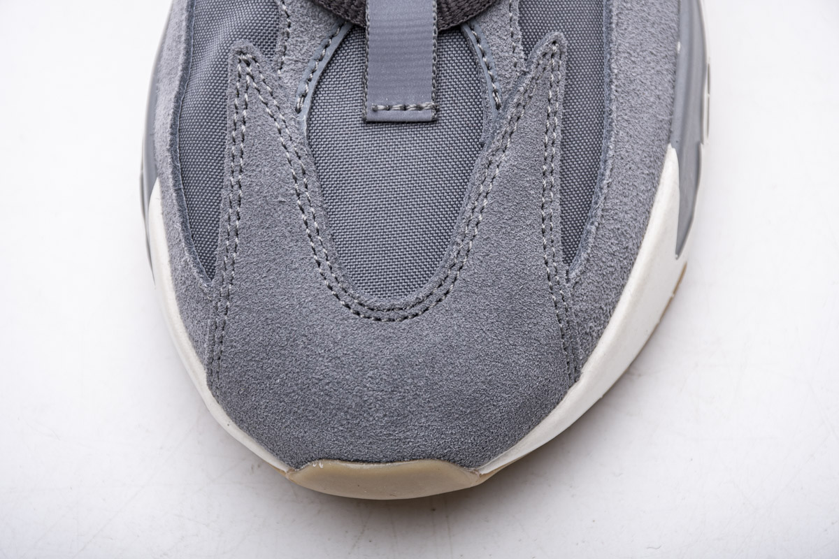 adidas Yeezy Boost 700 Magnet Real Boost FV9922