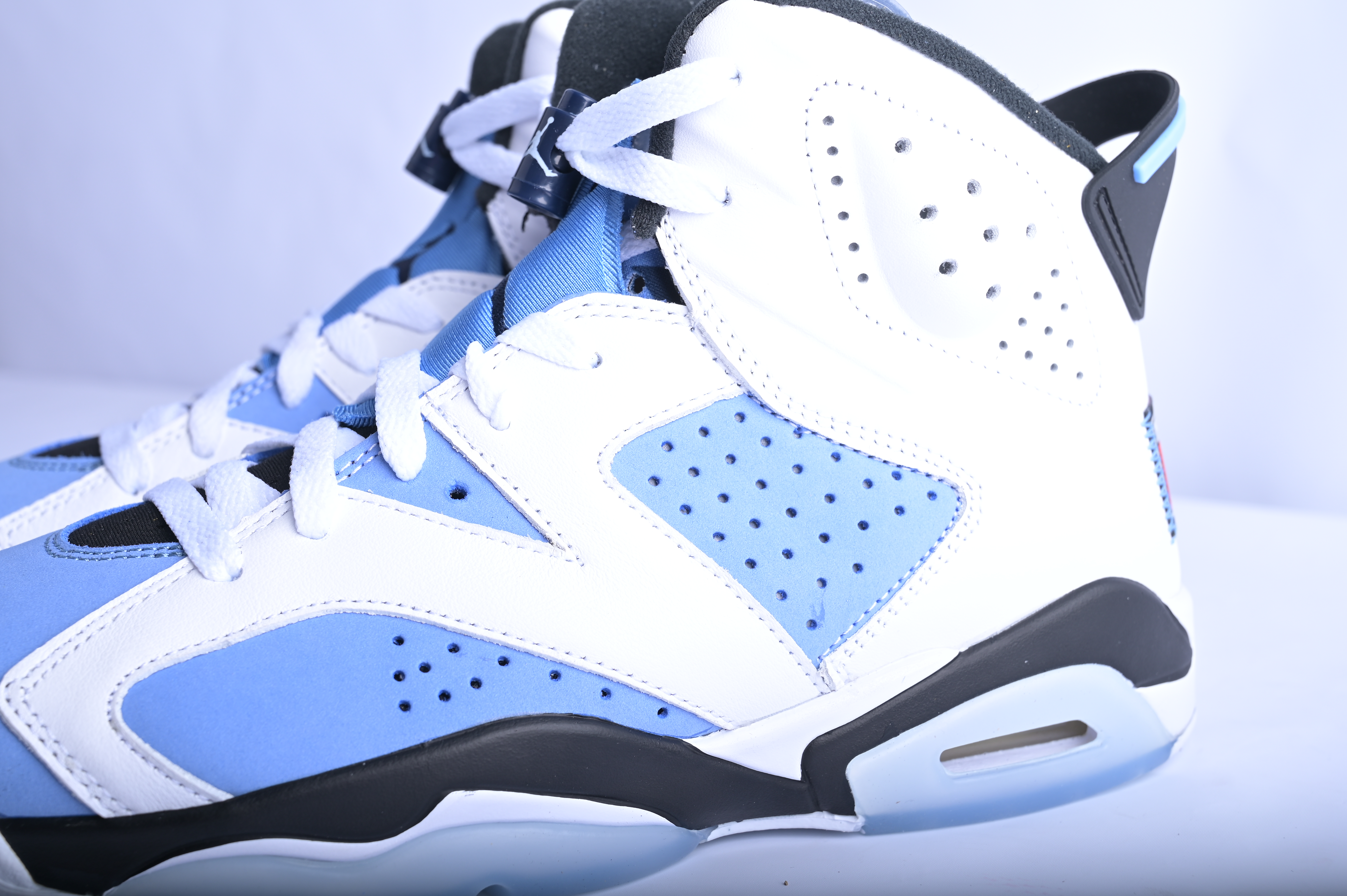 Air Jordan 6 UNC CT8529-410