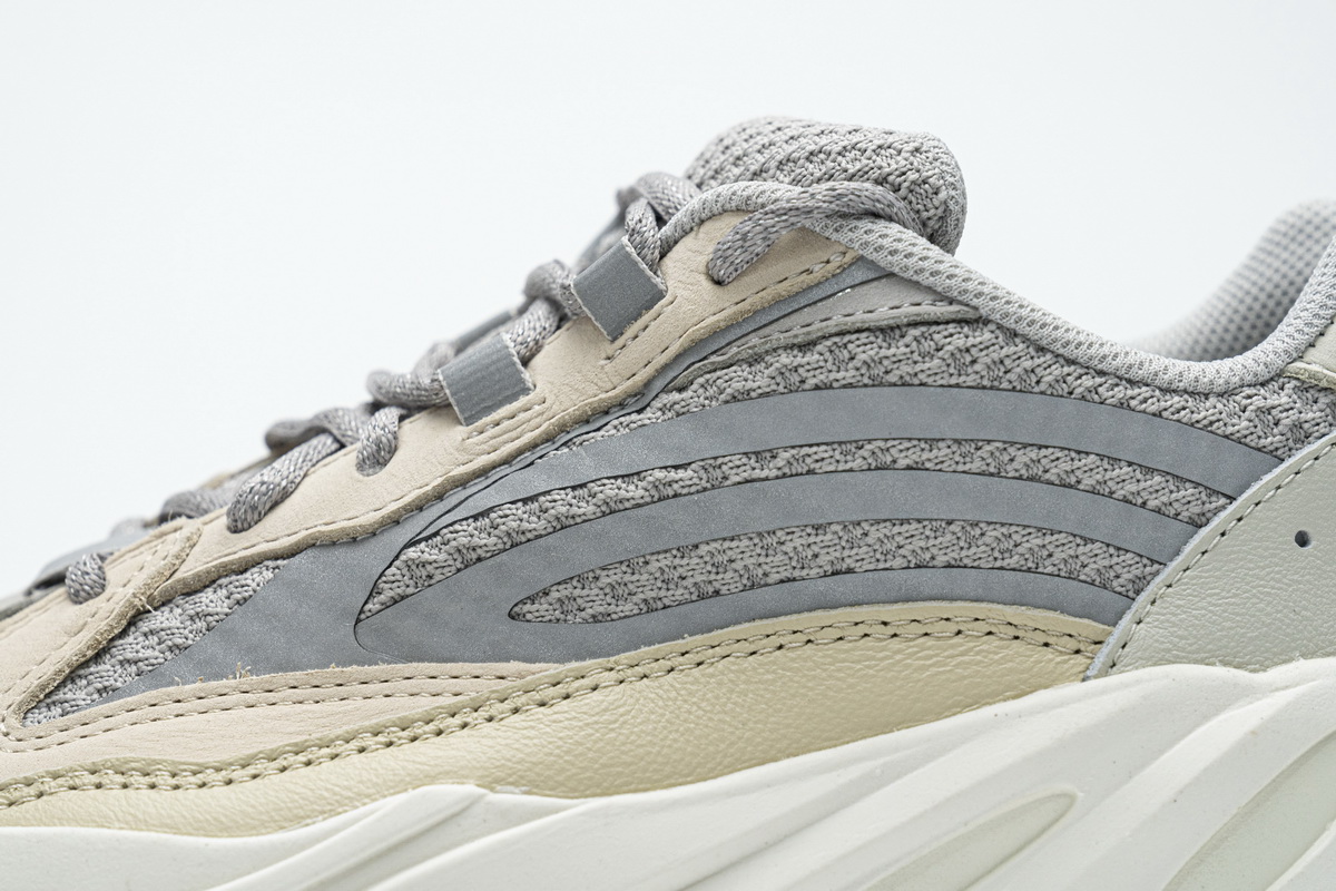 PK GOD   adidas Yeezy Boost 700 V2 “Cream”  GY7924