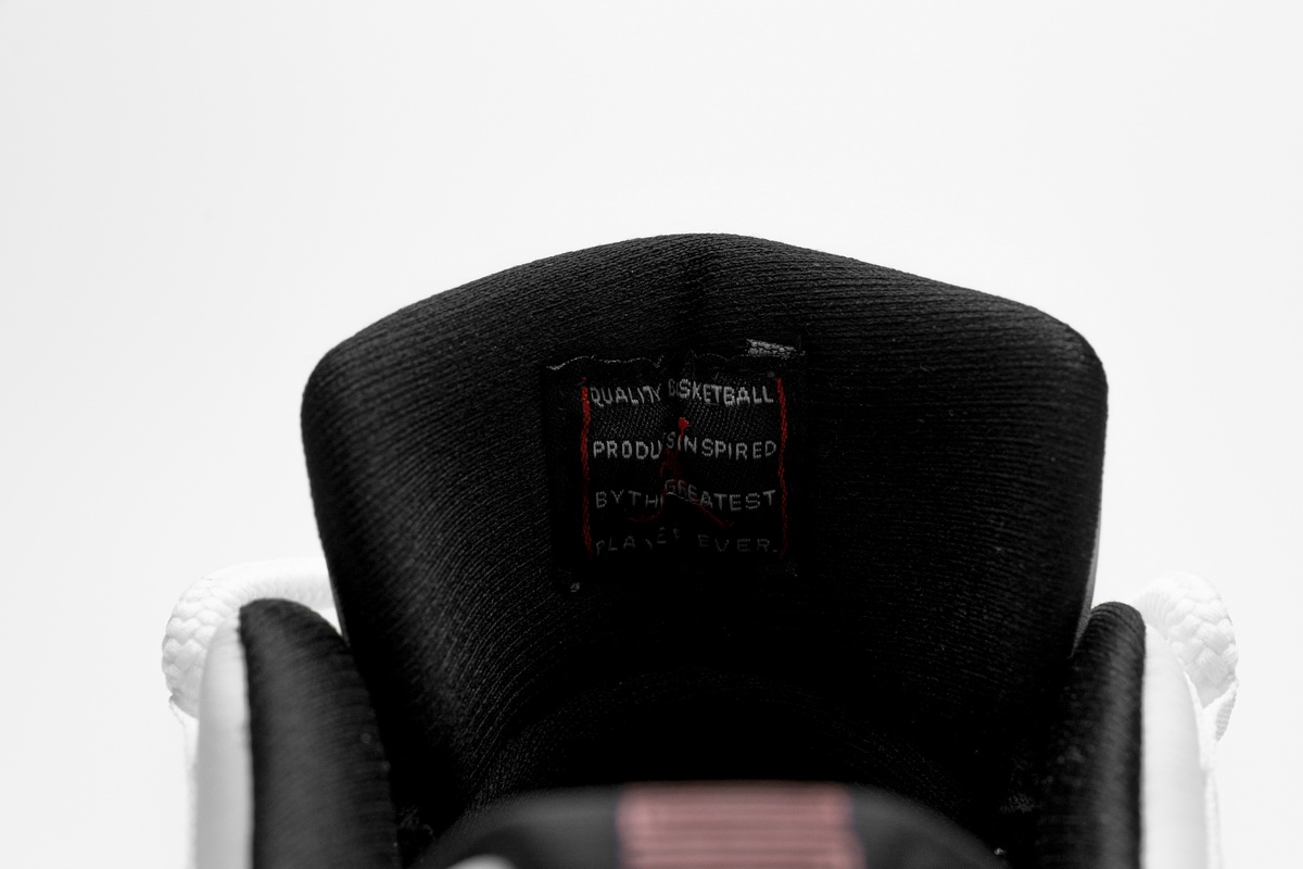 Air Jordan 11 Low “White Bred” AV2187-160