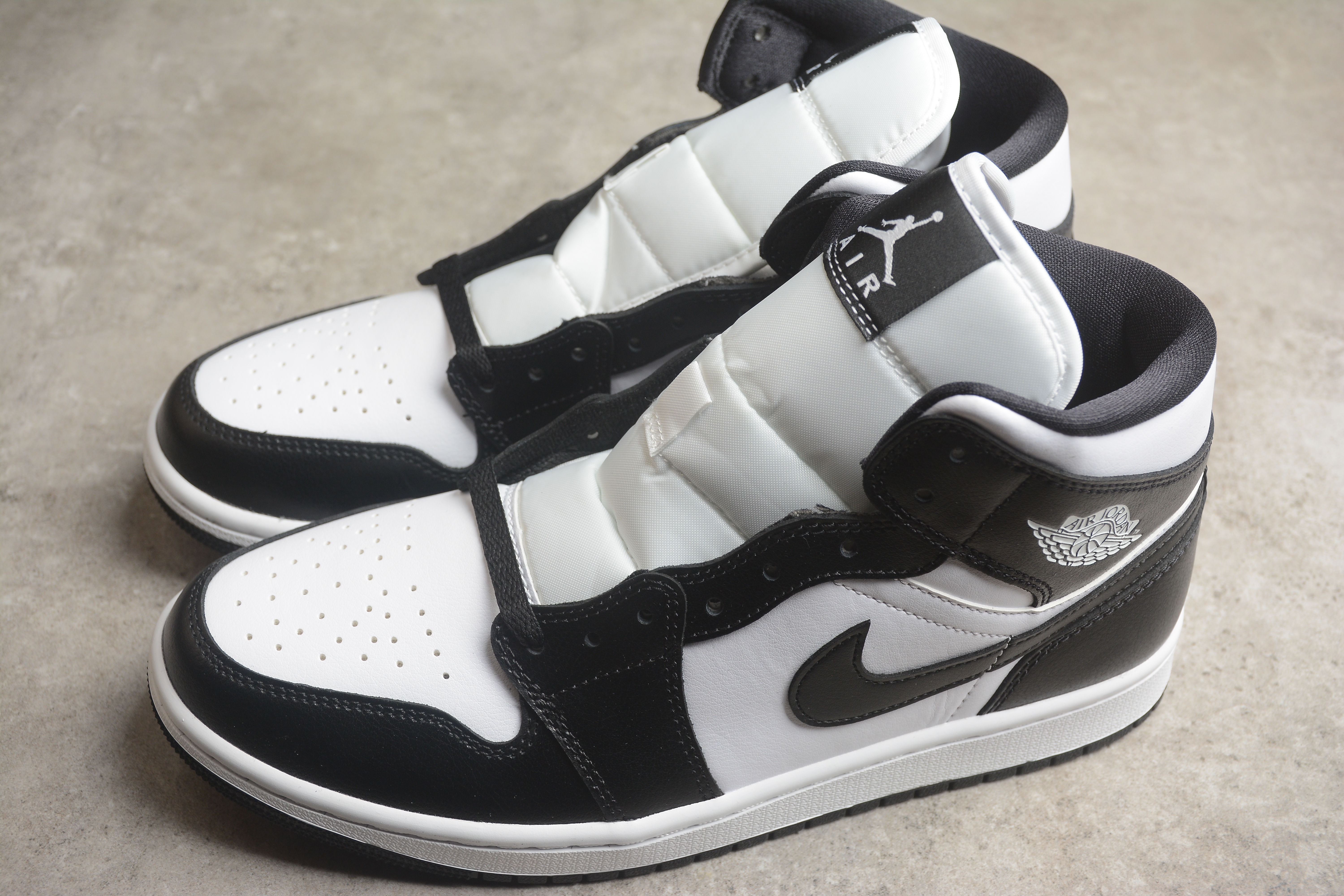 Jordan 1 Mid DV0991 101