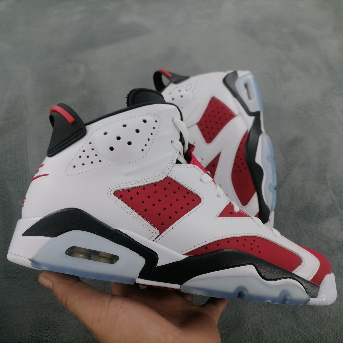 Air Jordan 6 CarMine CT8529-106