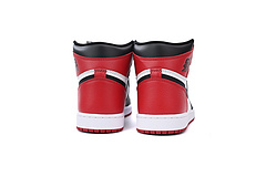 Air Jordan 1 High OG “Black Toe”555088-125