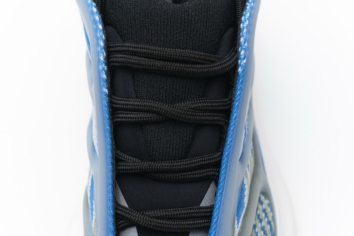 adidas Yeezy Boost 700 V3 Azareth G54850