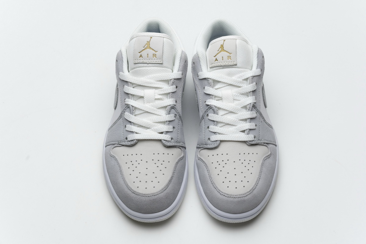 Air Jordan 1 Low “Paris”  CV3043-100