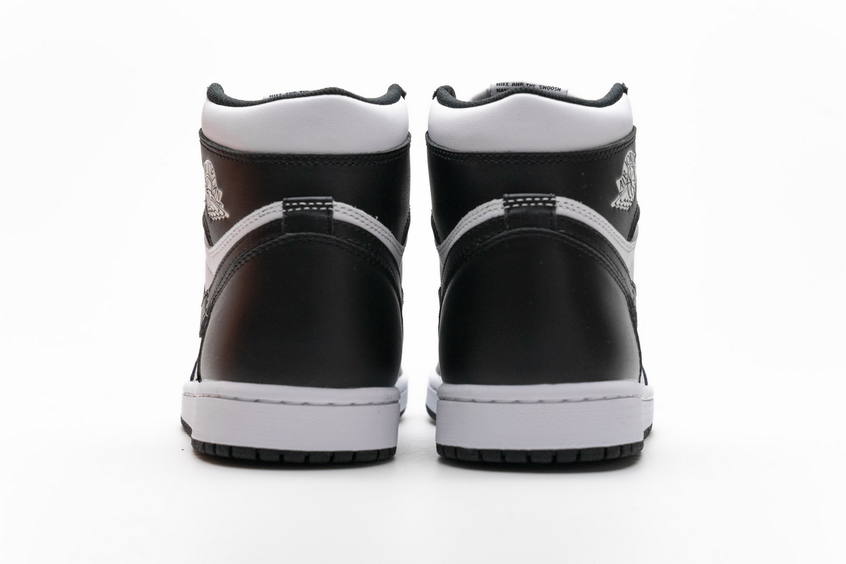 Air Jordan 1 Retro High OG Black White  555088-010