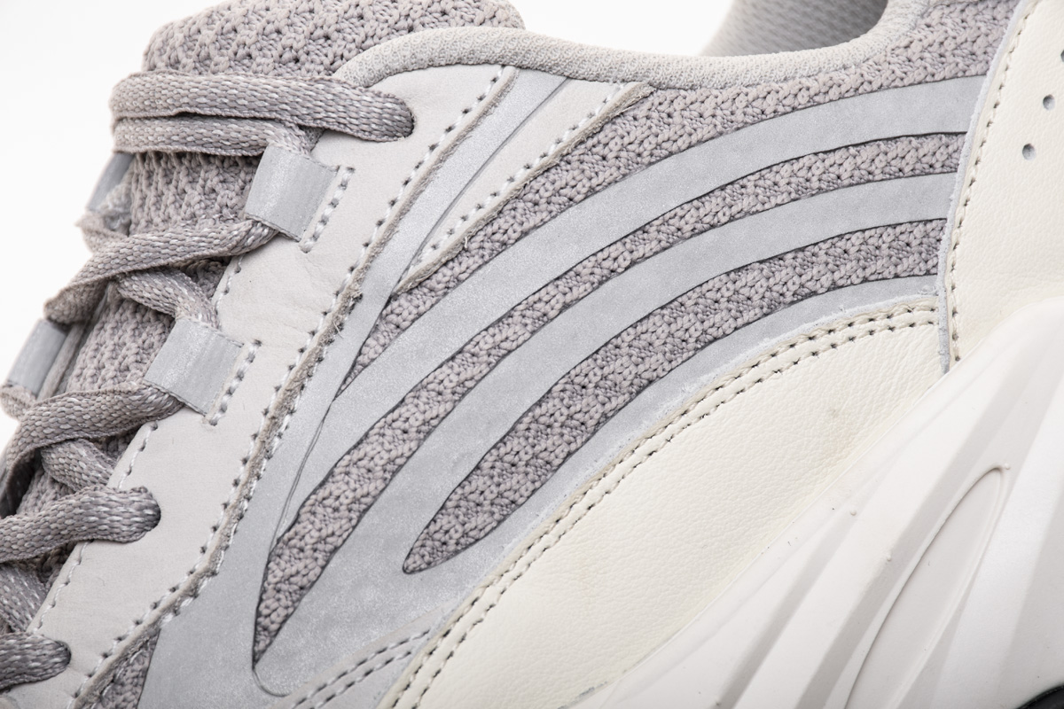 Yeezy Boost 700 V2 “Static”EF2829