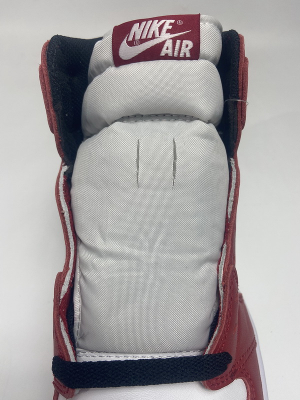 Air Jordan 1 High OG Chicago   555088-101