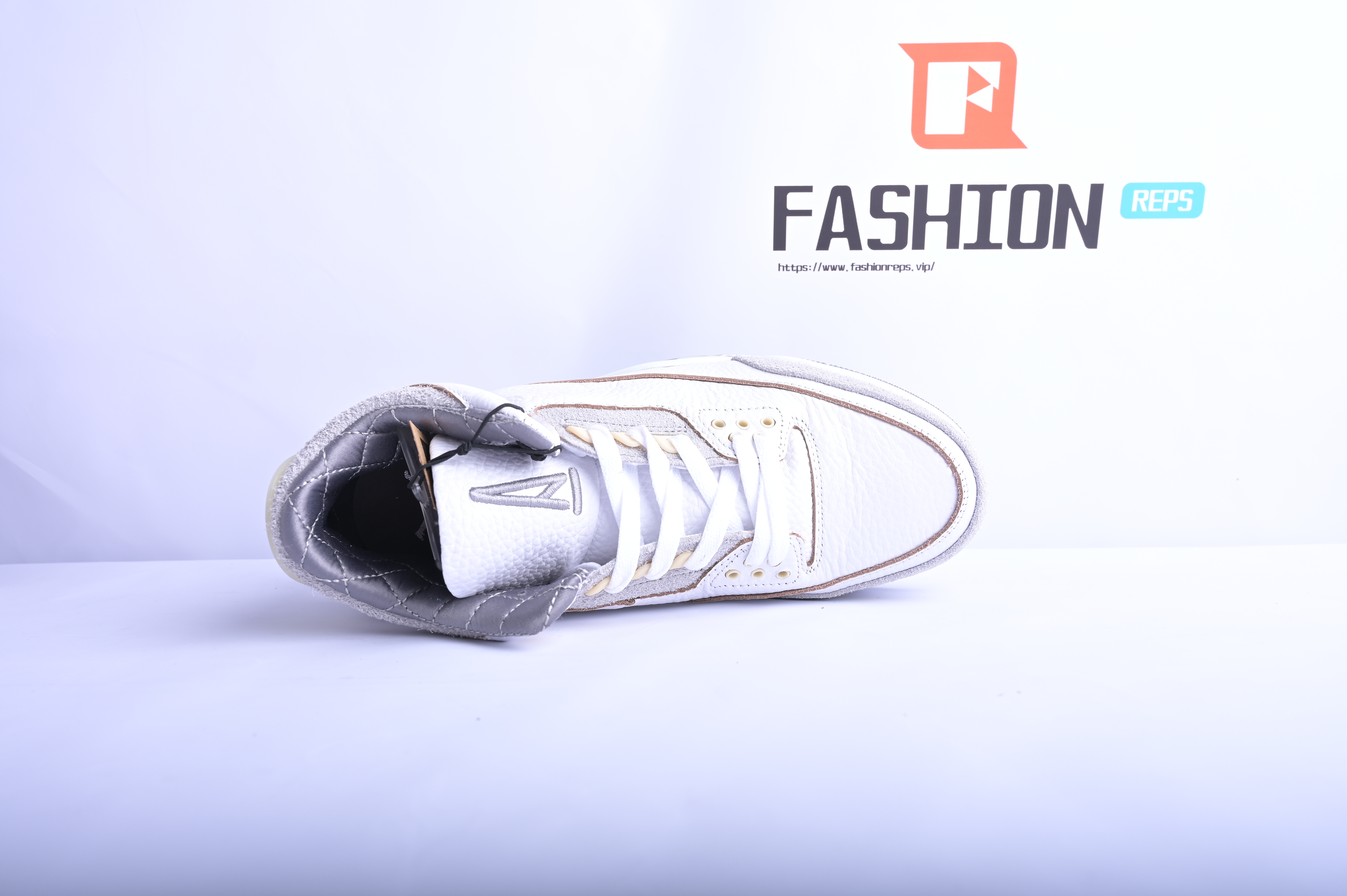 A Ma Maniere x Air Jordan 3 Retro SP Medium Grey   DH3434-110